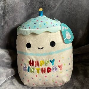 Kiks the Birthday Cupcake Squishmallow 10"